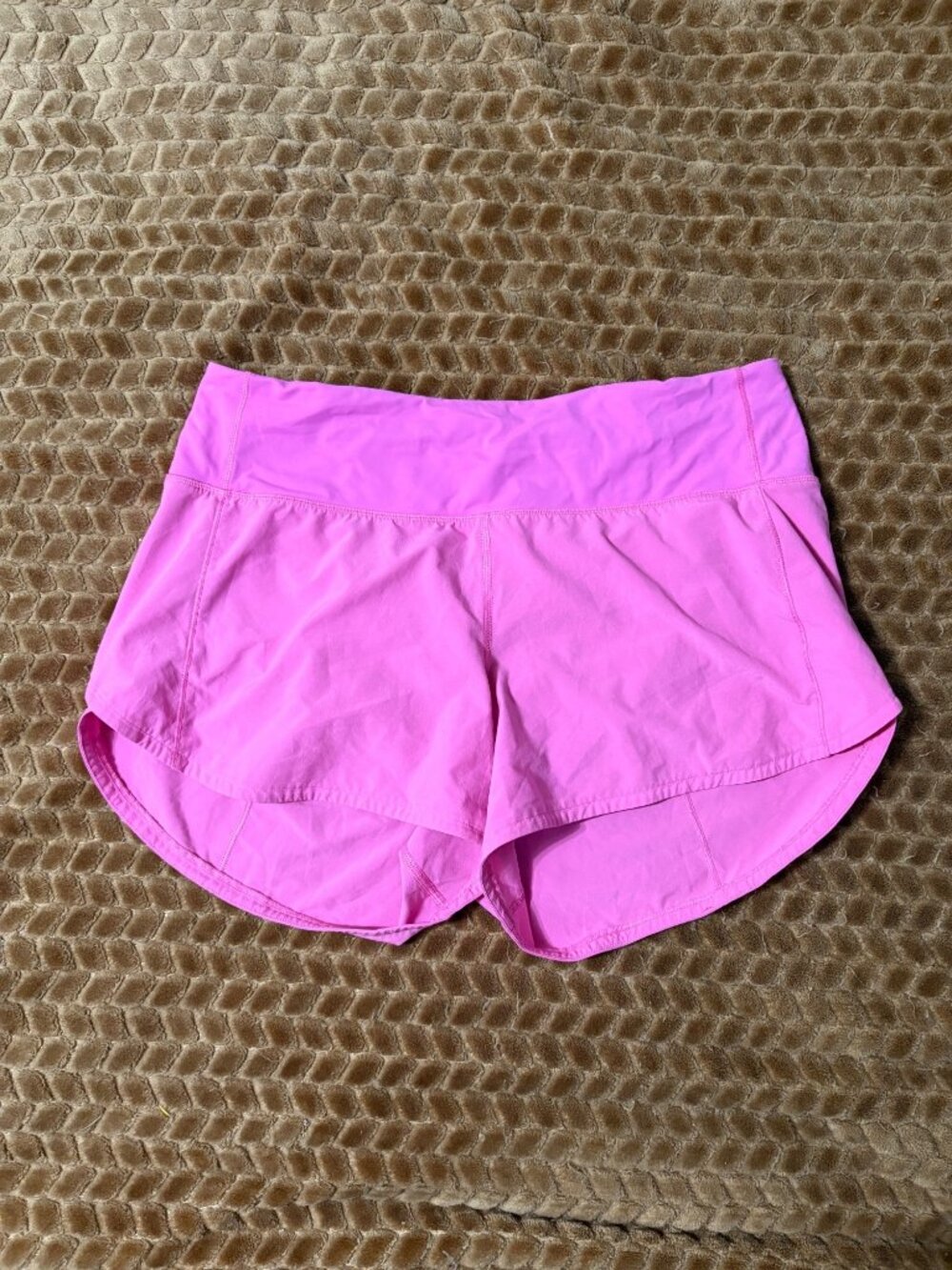 EXCELLENT Lululemon Speed Up Mid Rise Shorts 4" Prism Pink Lined Running 8 - Picture 2 of 8